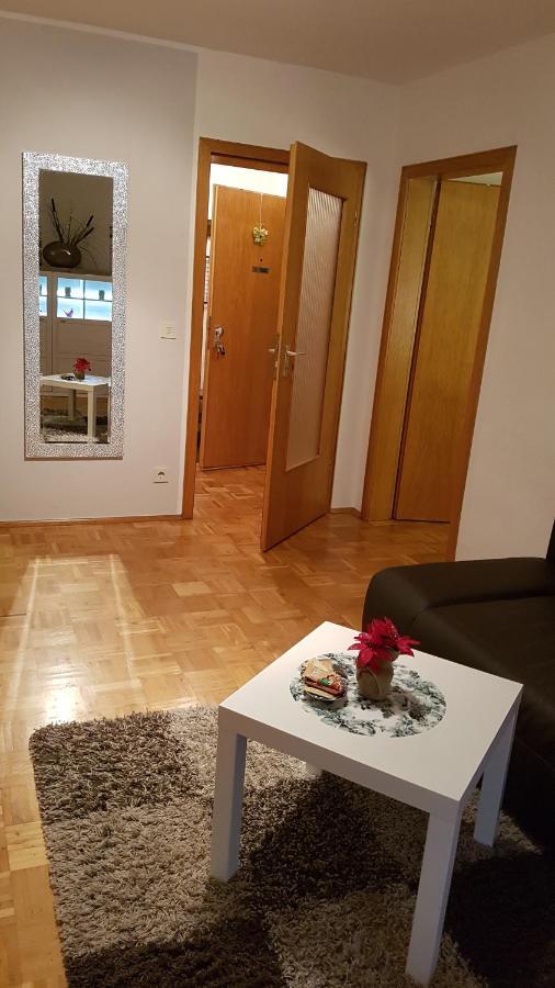 Ferien-& Monteurwohnung Koenen2 Nah Am Westfield Centro Oberhausen  Eksteriør bilde